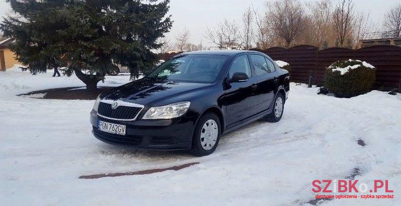 2011' Skoda Octavia photo #2