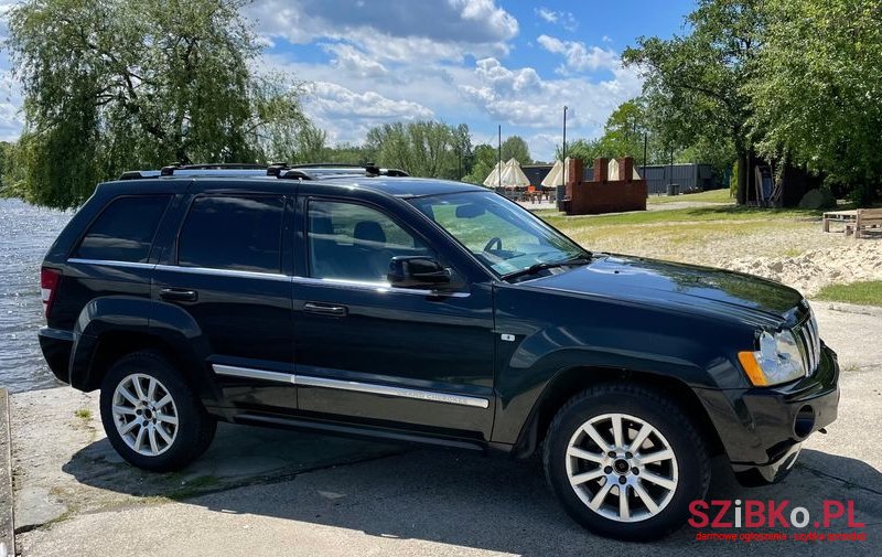 2007' Jeep Grand Cherokee photo #6