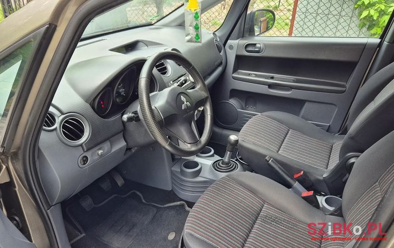 2008' Mitsubishi Colt 1.5 Di-D Motion Plus photo #4