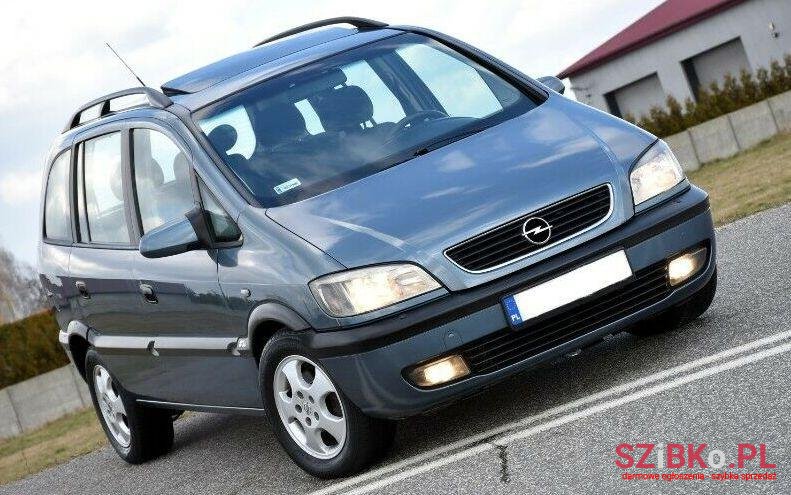 2000' Opel Zafira photo #1