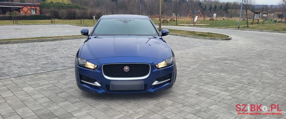 2016' Jaguar XE 2.0 D R-Sport photo #1