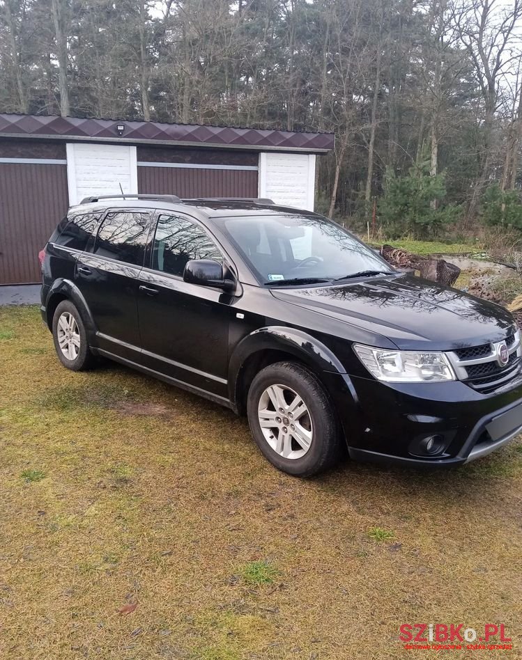 2013' Fiat Freemont 3.6 V6 Urban photo #1