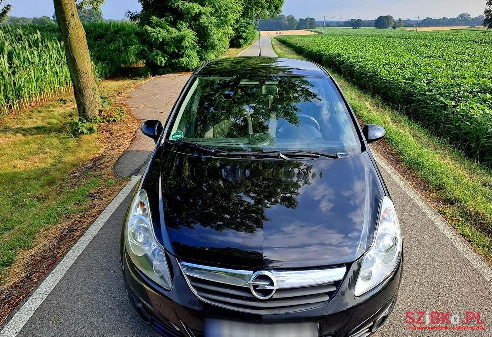 2010' Opel Corsa 1.4 16V Edition 150 photo #5