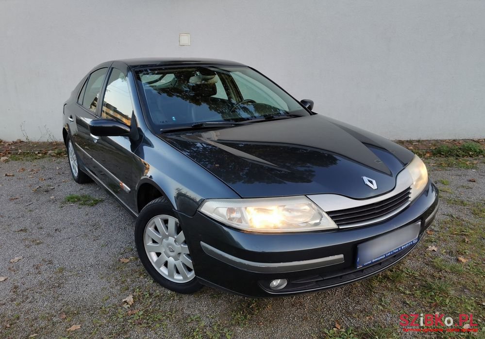 2004' Renault Laguna Ii 1.8 16V Emotion photo #1