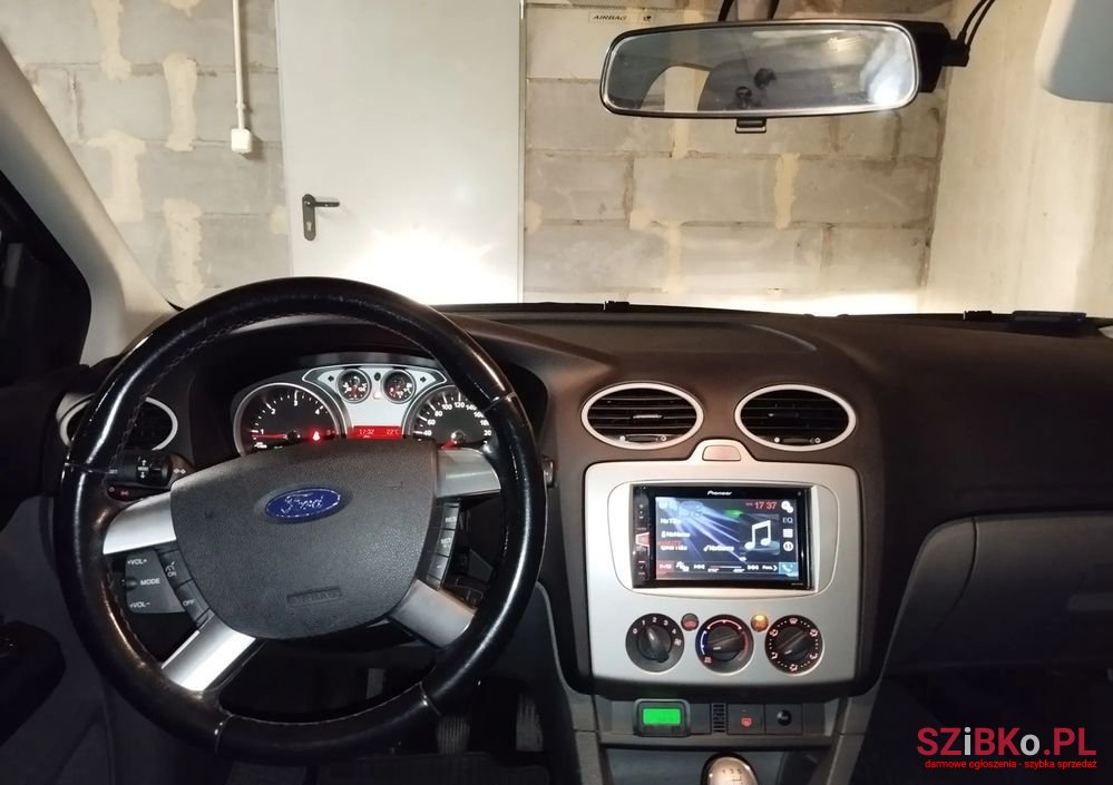 2011' Ford Focus 1.6 Tdci Amber X photo #6