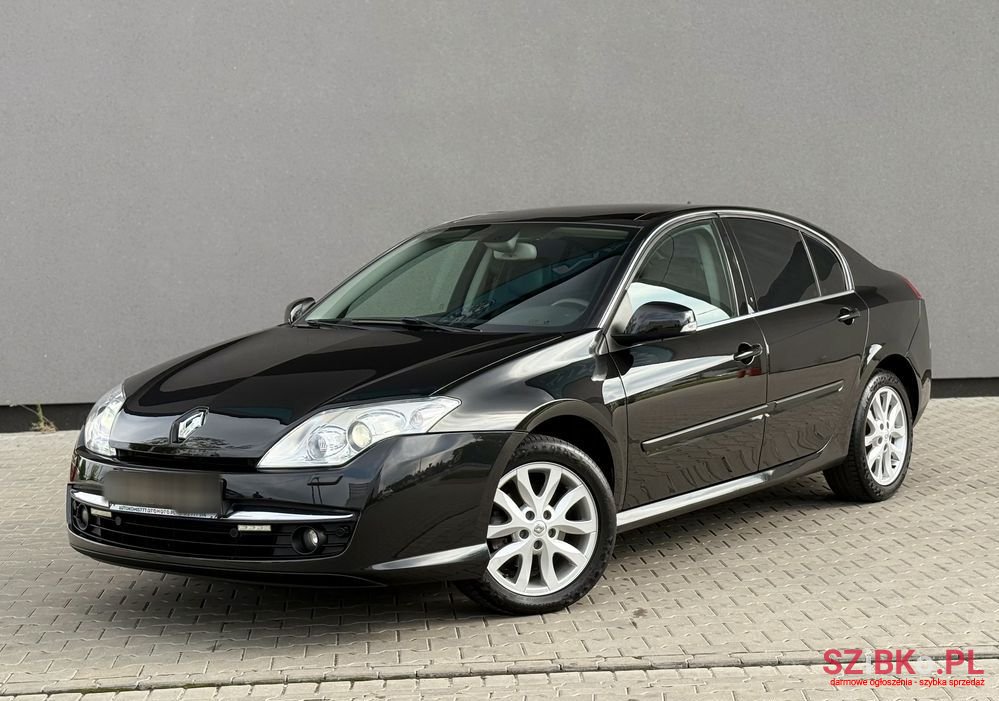 2008' Renault Laguna 2.0T Initiale photo #5