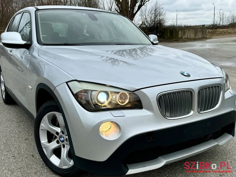 2010' BMW X1 Xdrive28I photo #1