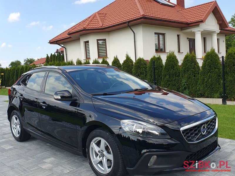 2013' Volvo V40 Cross Country D2 photo #5