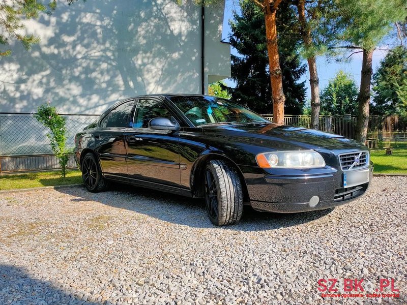 2002' Volvo S60 2.4 T photo #1