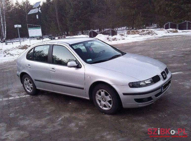 2002' SEAT Leon photo #2