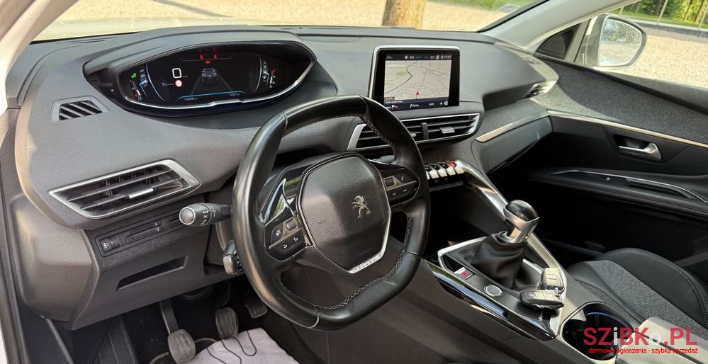 2017' Peugeot 3008 photo #6