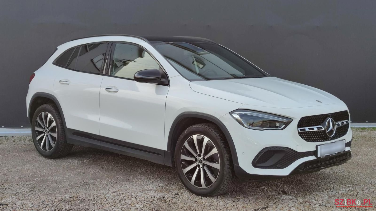 2021' Mercedes-Benz GLA photo #2