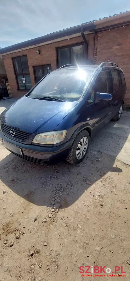 2000' Opel Zafira 1.6 16V Comfort photo #1