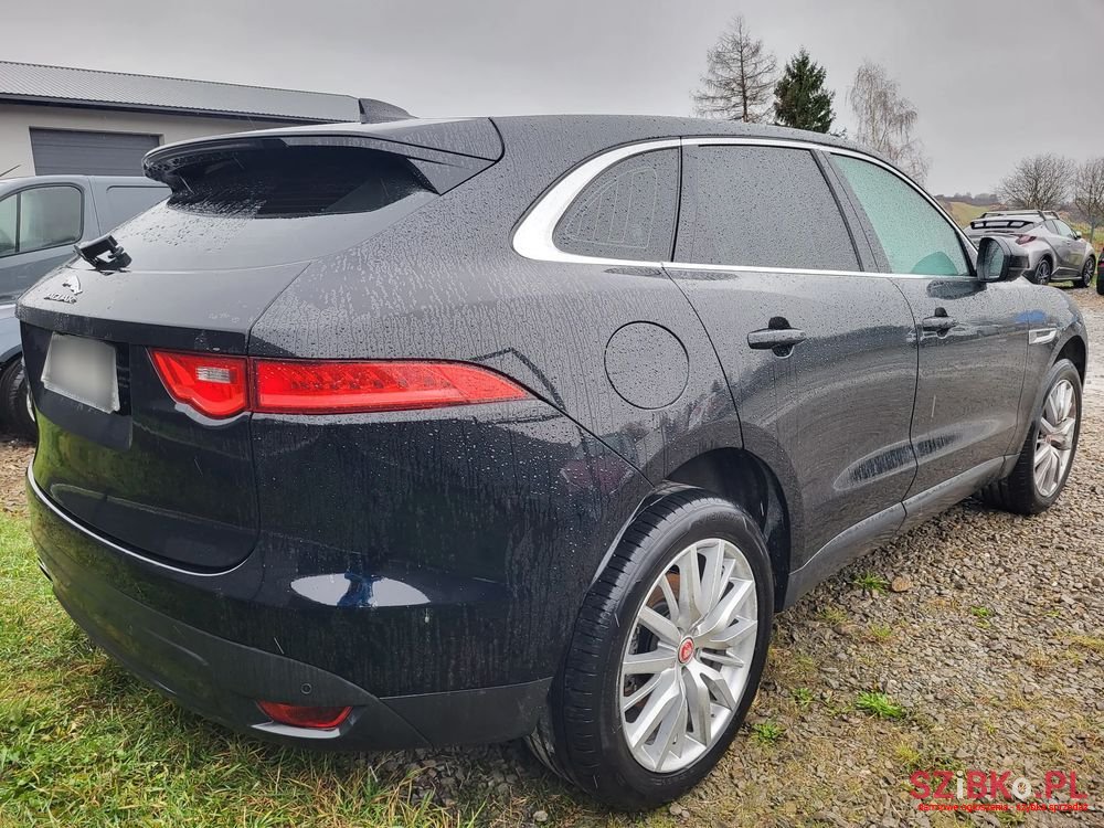2016' Jaguar F-Pace 20D Awd Prestige photo #5