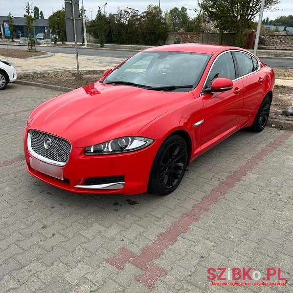 2011' Jaguar XF 2.2 D Luxury photo #6