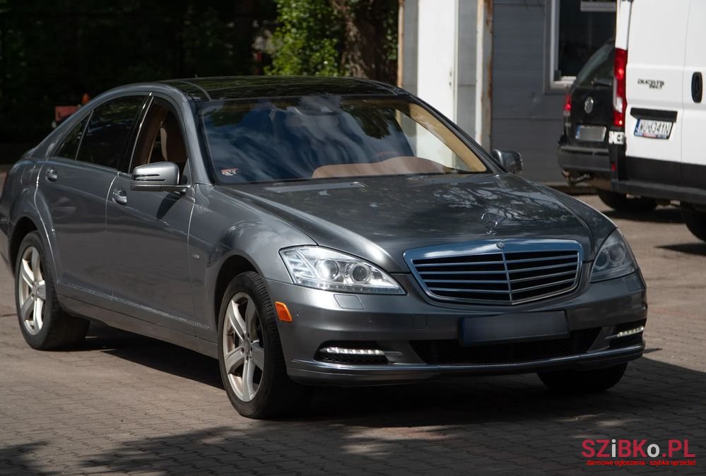 2012' Mercedes-Benz S-Class photo #5