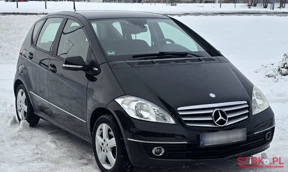 2009' Mercedes-Benz A-Class photo #3