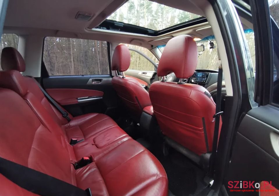 2012' Subaru Forester photo #2