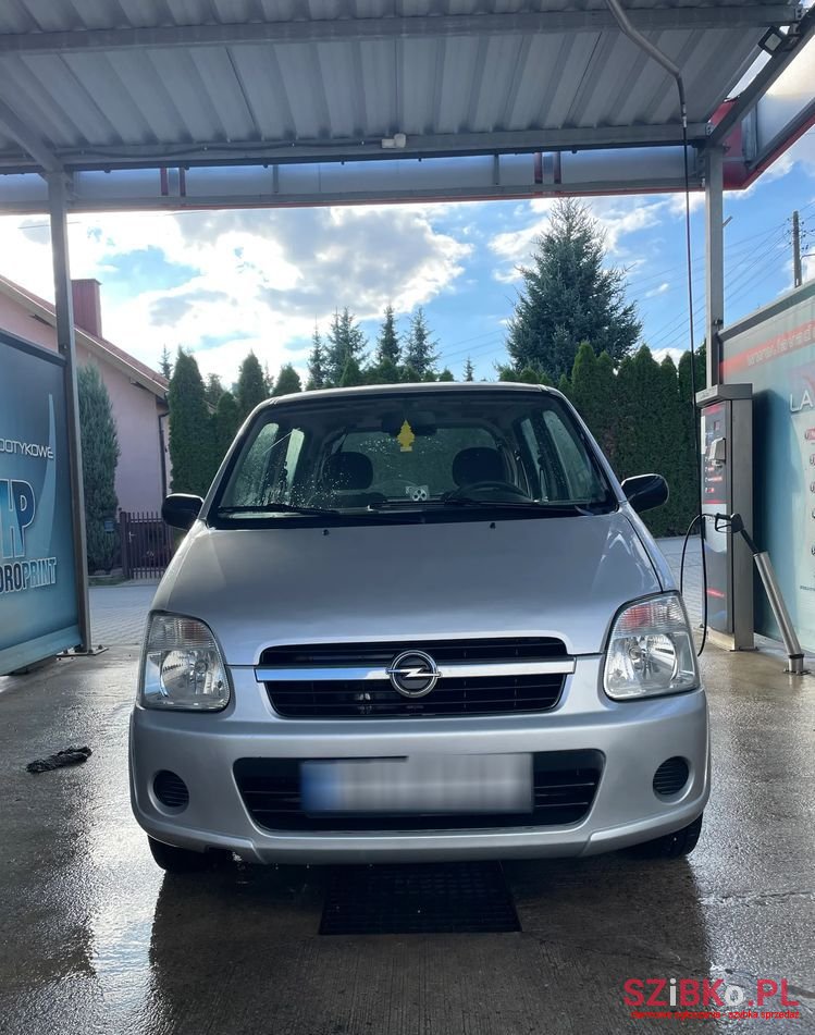 2004' Opel Agila 1.0 Start photo #3