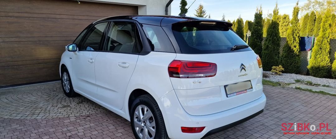 2017' Citroen C4 Picasso photo #4