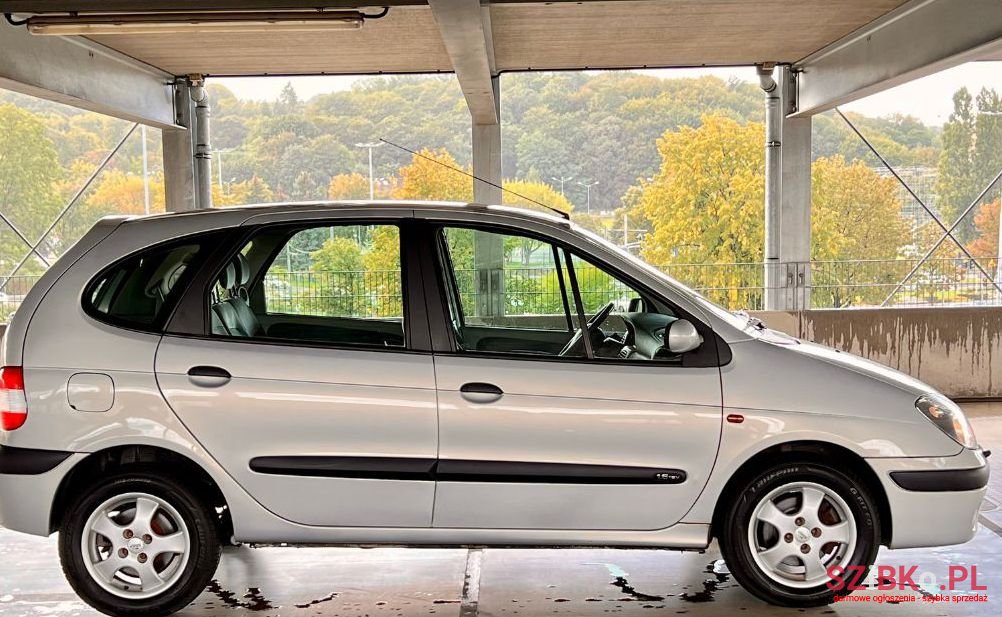 2003' Renault Scenic photo #3
