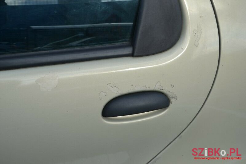 2005' Fiat Albea photo #3