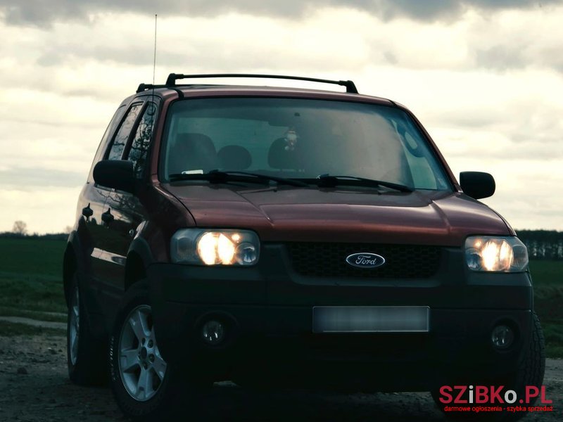 2004' Ford Maverick 3.0 V6 Limited photo #3