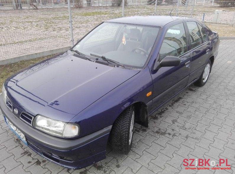 1995' Nissan Primera photo #1
