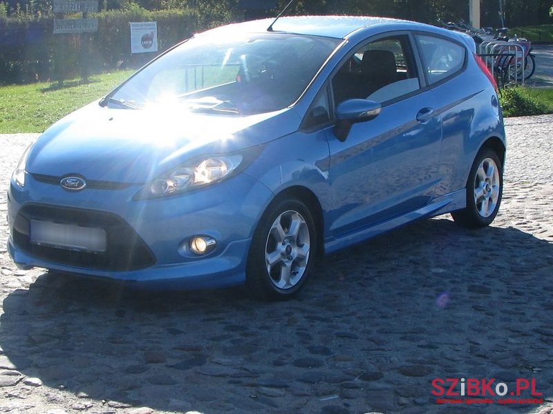 2009' Ford Fiesta 1.25 Titanium photo #3