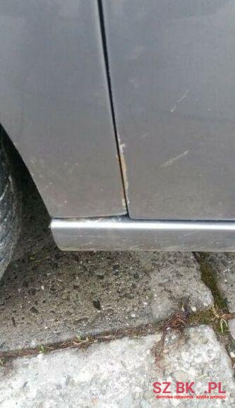 2004' SEAT Ibiza photo #2