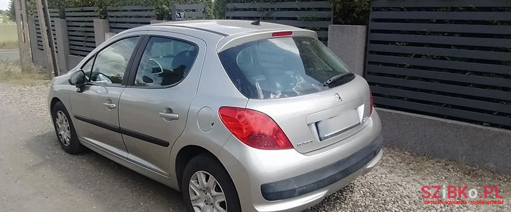 2009' Peugeot 207 1.4 Trendy photo #4