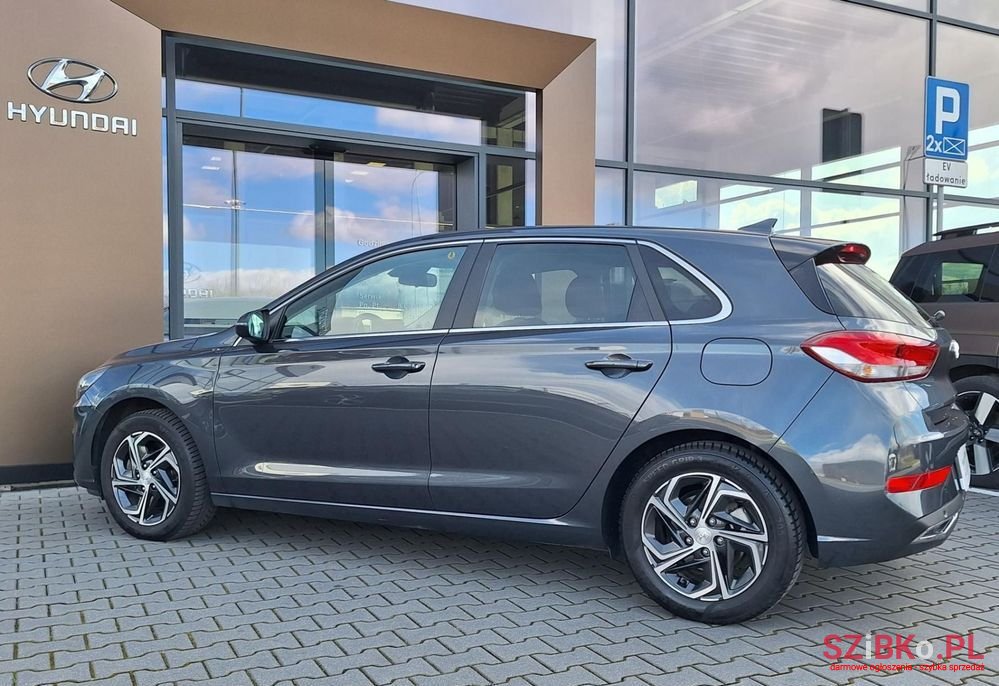 2020' Hyundai i30 1.5 Dpi Comfort photo #2