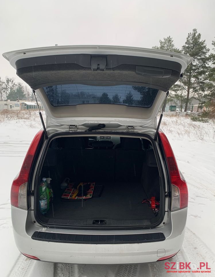 2007' Volvo V50 2.0D photo #2