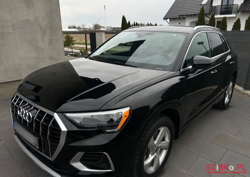 2021' Audi Q3 photo #3