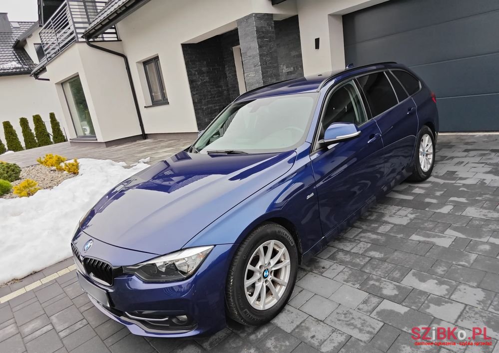 2015' BMW 3 Series photo #4