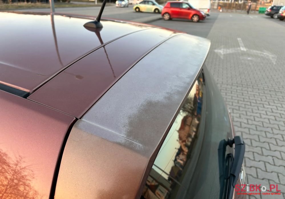 2011' Chevrolet Aveo photo #5