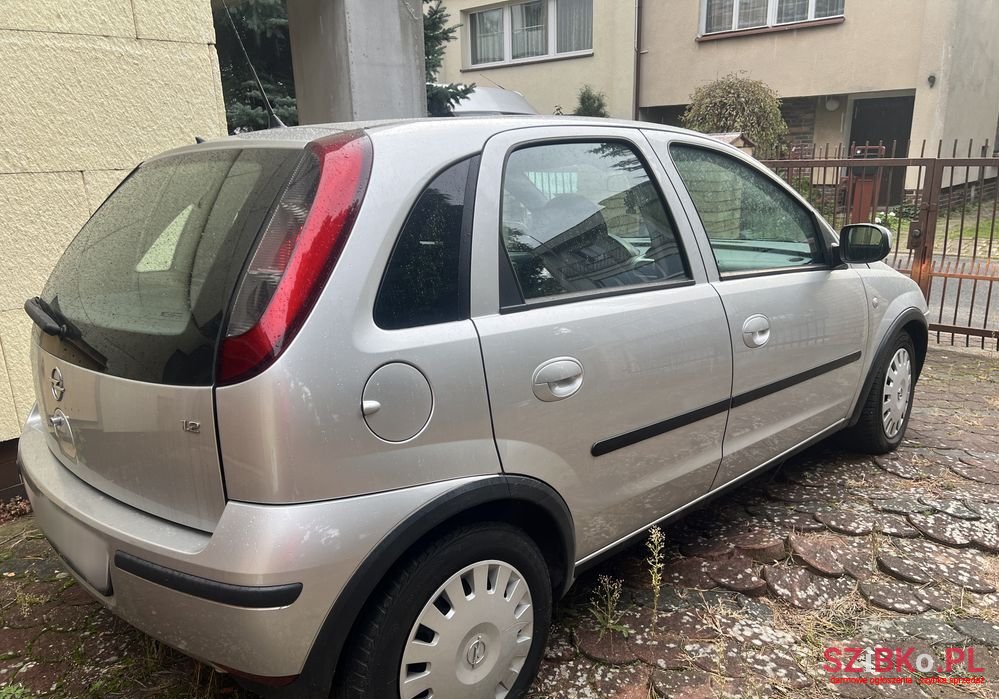 2003' Opel Corsa photo #2