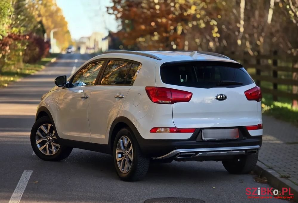 2016' Kia Sportage photo #2
