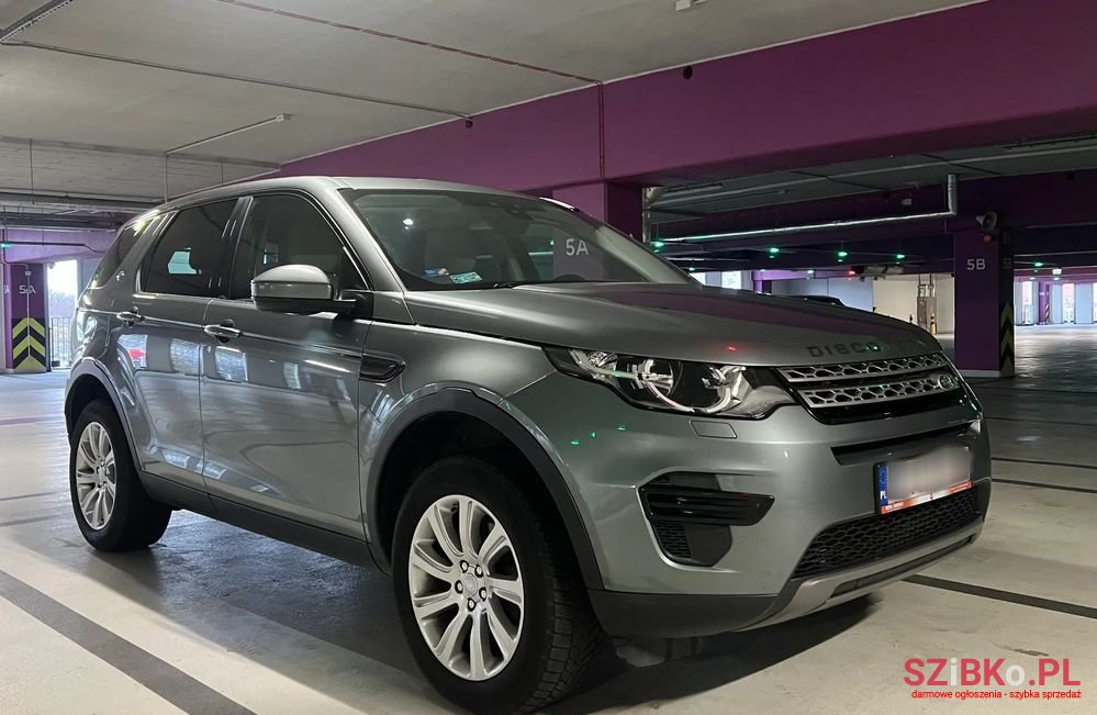 2015' Land Rover Discovery Sport 2.0 Si4 Se photo #6