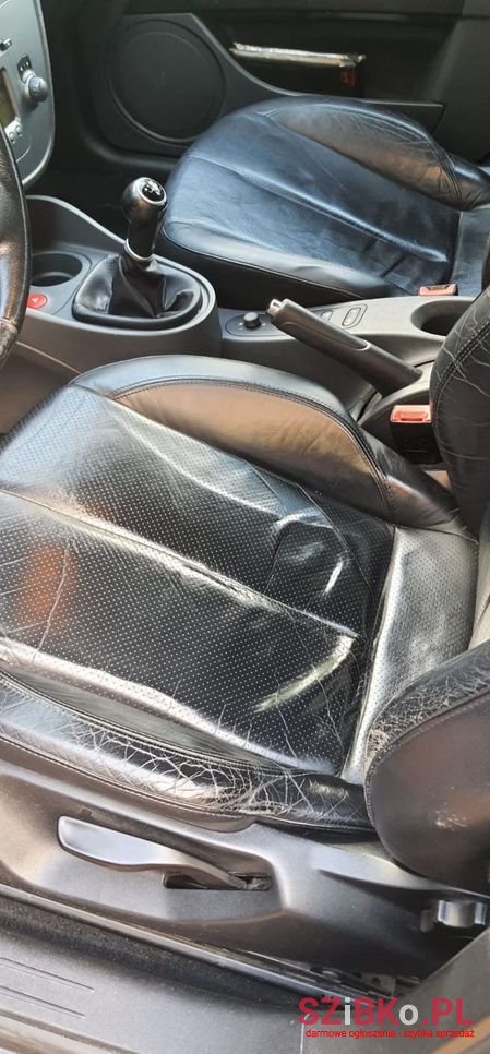 2008' SEAT Leon photo #5