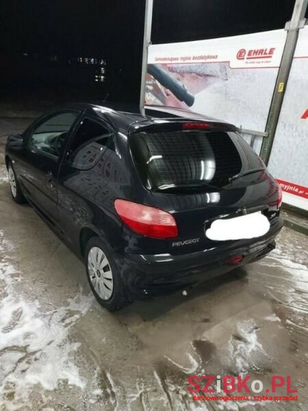 2001' Peugeot 206 photo #2