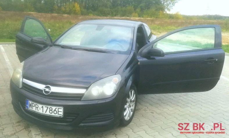 2006' Opel Astra photo #1