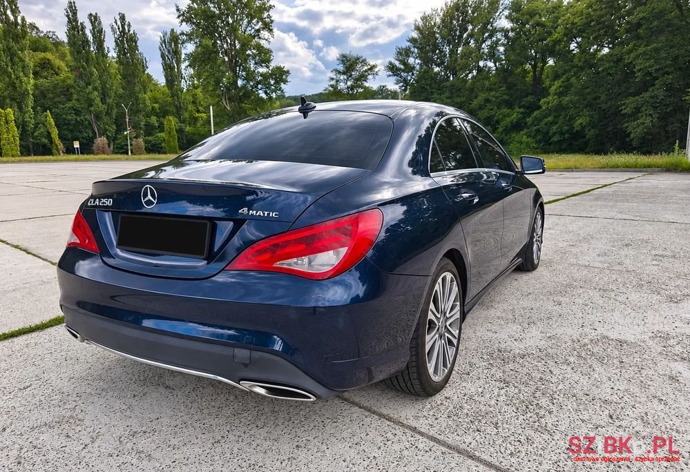2017' Mercedes-Benz CLA 250 4-Matic photo #2