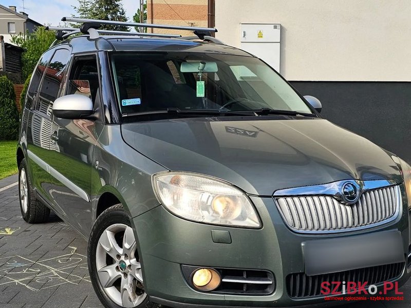 2006' Skoda Roomster photo #2