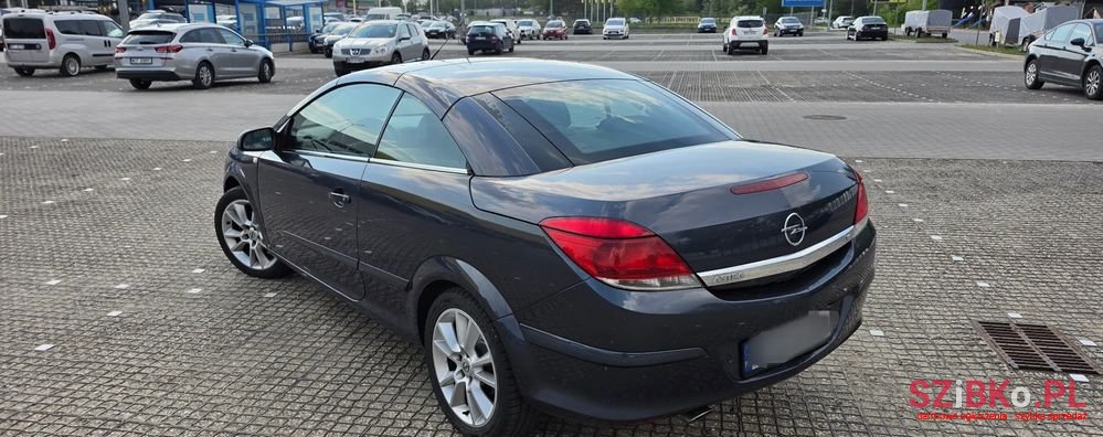 2007' Opel Astra 1.8 Selection photo #6