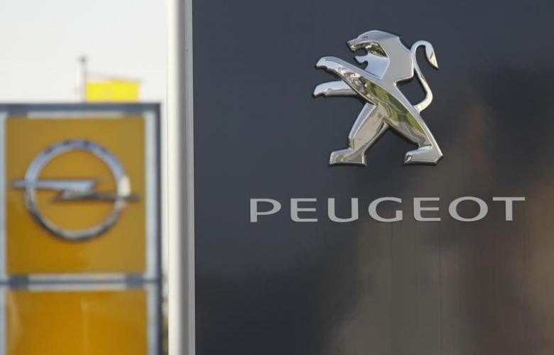 Opel sprzedany Francuzom. Kto przejmie markę i co to oznacza?