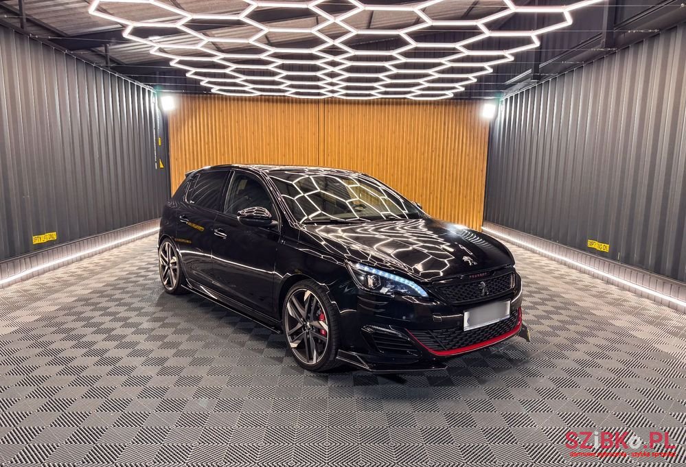 2016' Peugeot 308 photo #1