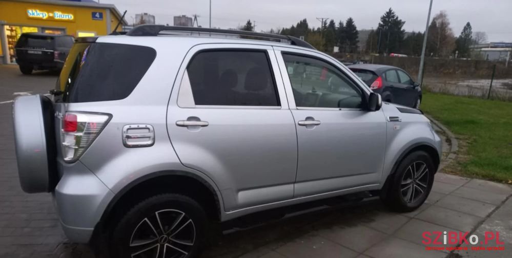 2010' Daihatsu Terios 1.5 photo #1