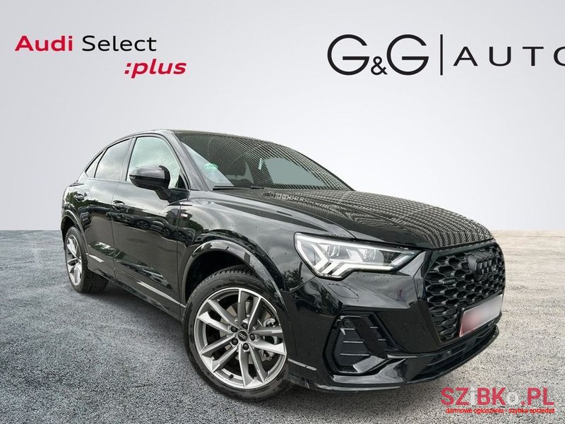 2024' Audi Q3 Sportback photo #2