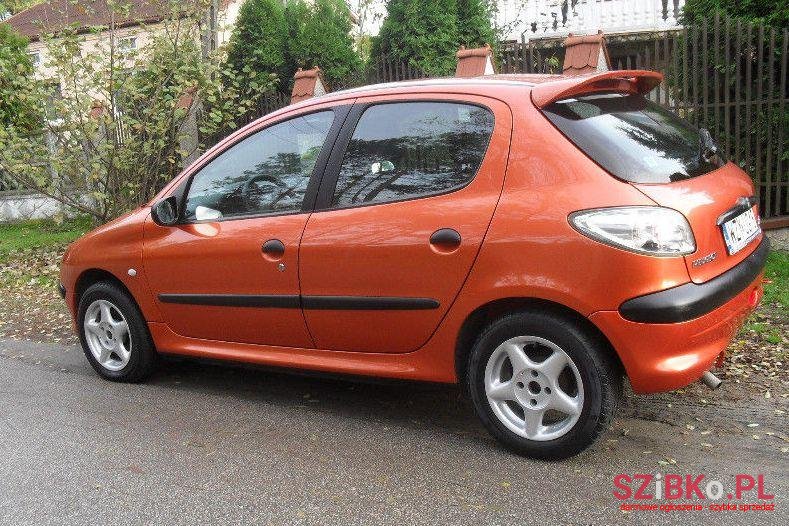 2000' Peugeot 206 photo #1